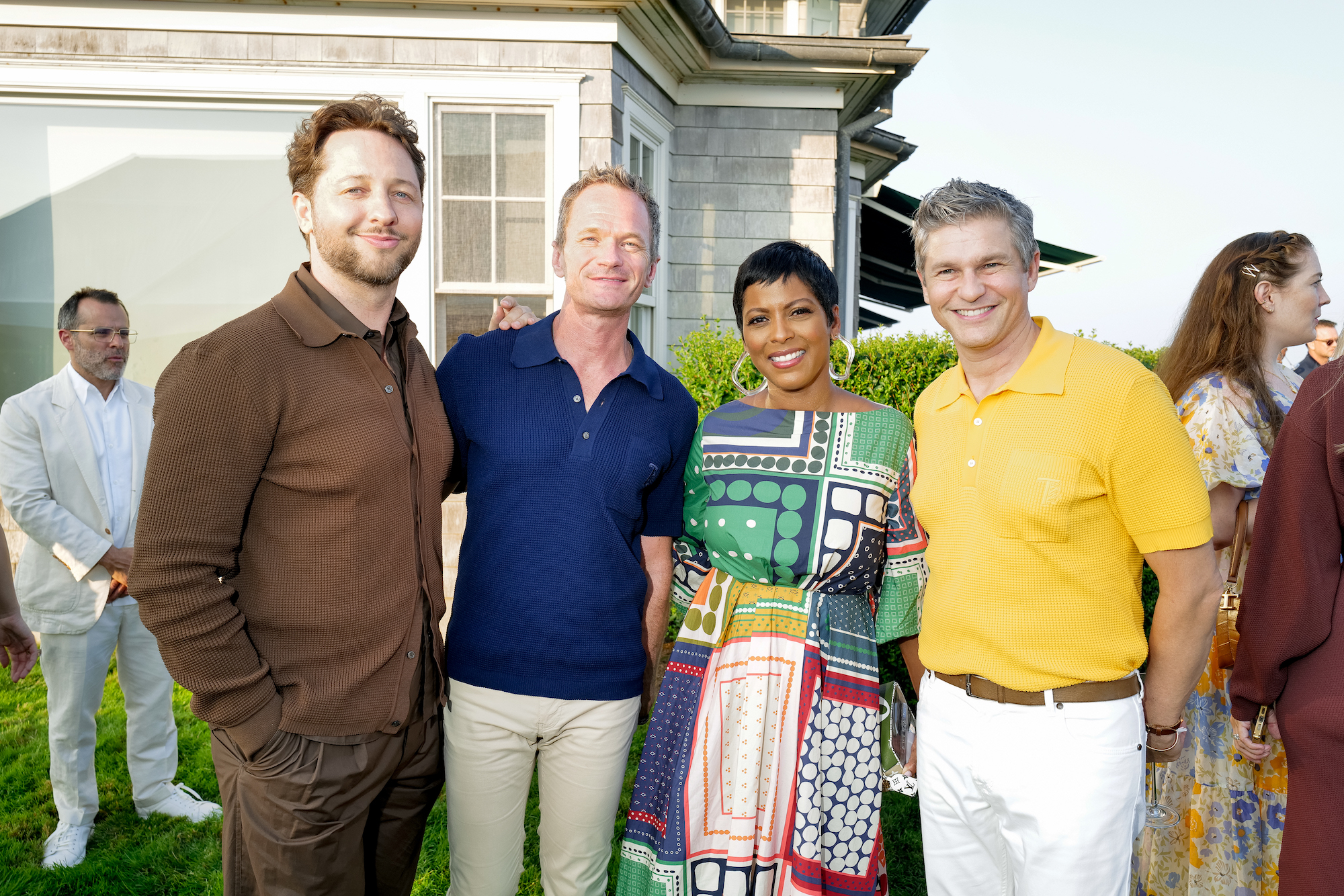 Derek-Blasberg-Neil-Patrick-Harris-Tamron-Hall-David-Burtka-1-1600x1067