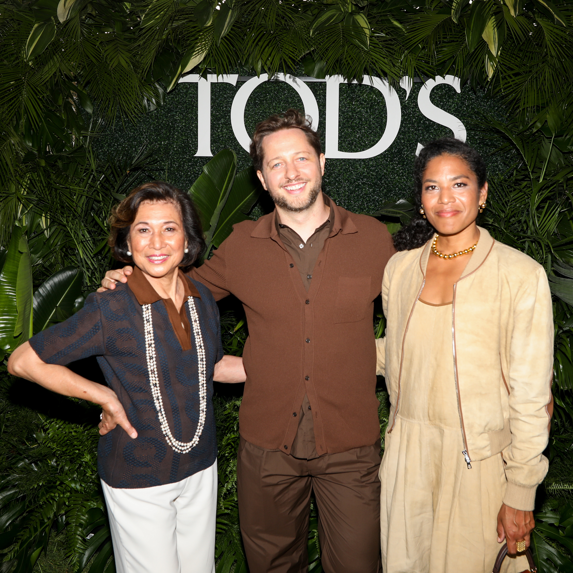 LoidaLewis-Derek-Blasberg-Christina-Lewis-1600x1600
