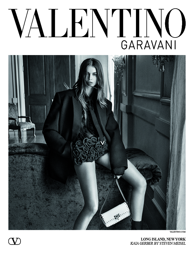 VALENTINO_BLACK-TIE_FW2324_SP_10