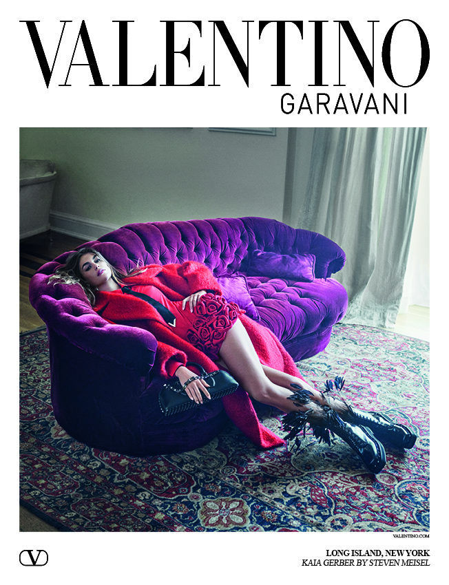 VALENTINO_BLACK-TIE_FW2324_SP_8-1