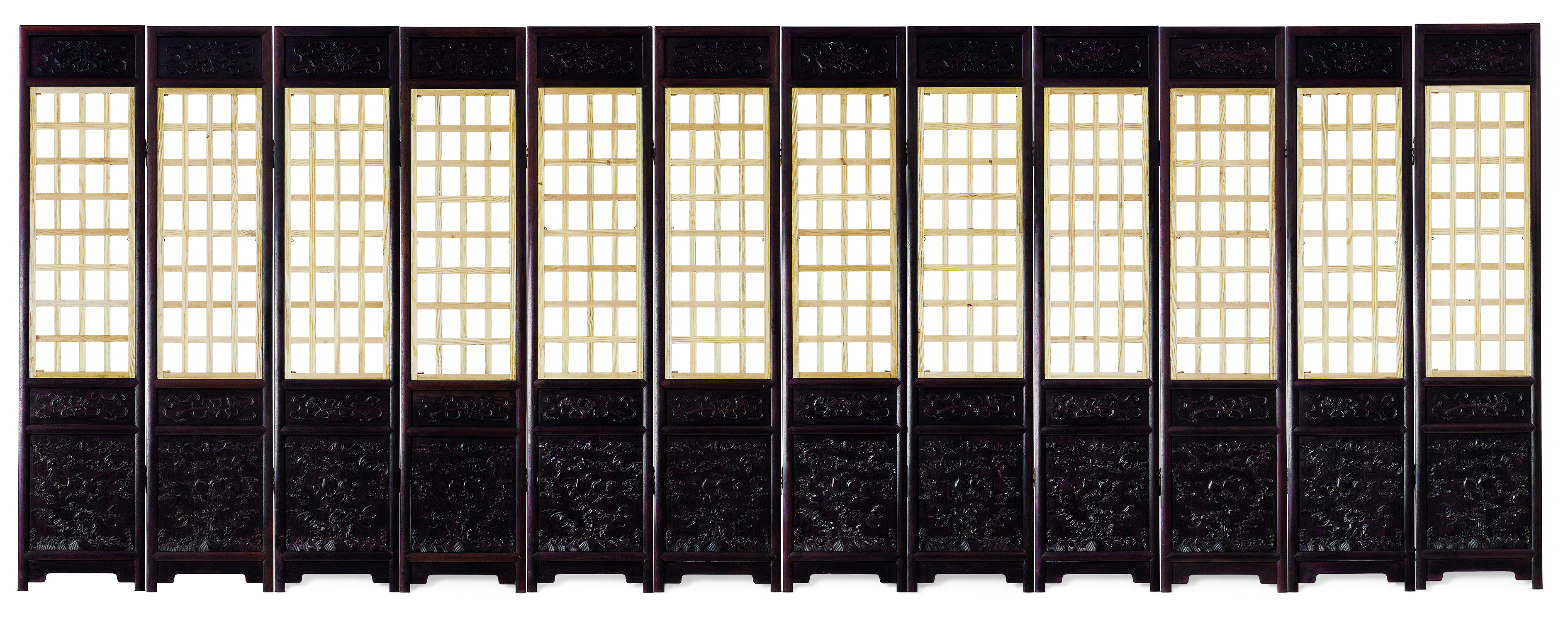 1-Prada-Rong-Zhai_Paraventi%E5%B1%8F-1600x634