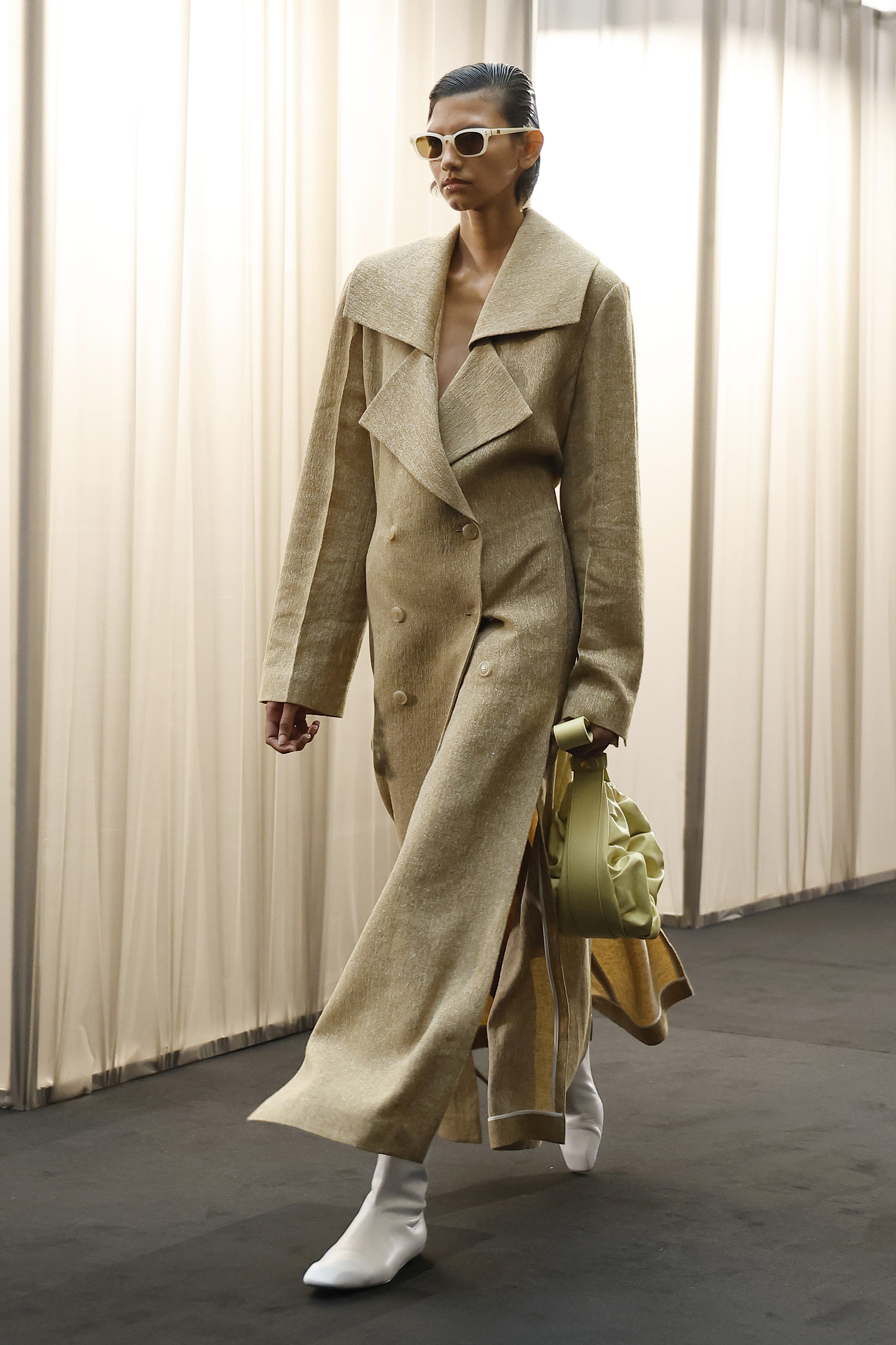 Eenk_ss24_rumway_look17-1600x2401