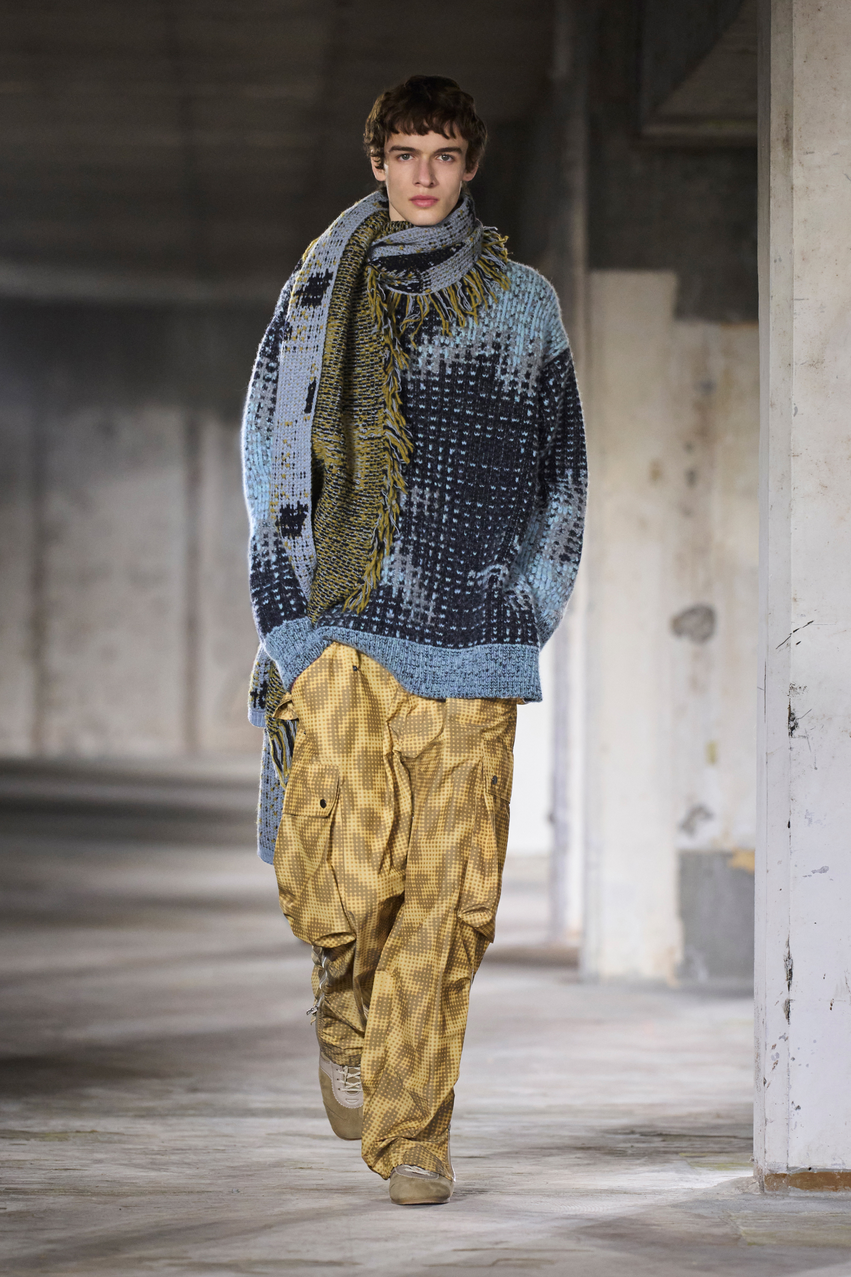 DRIES_VAN_NOTEN_FW24_2732X4098_LOOKS_048-1600x2400