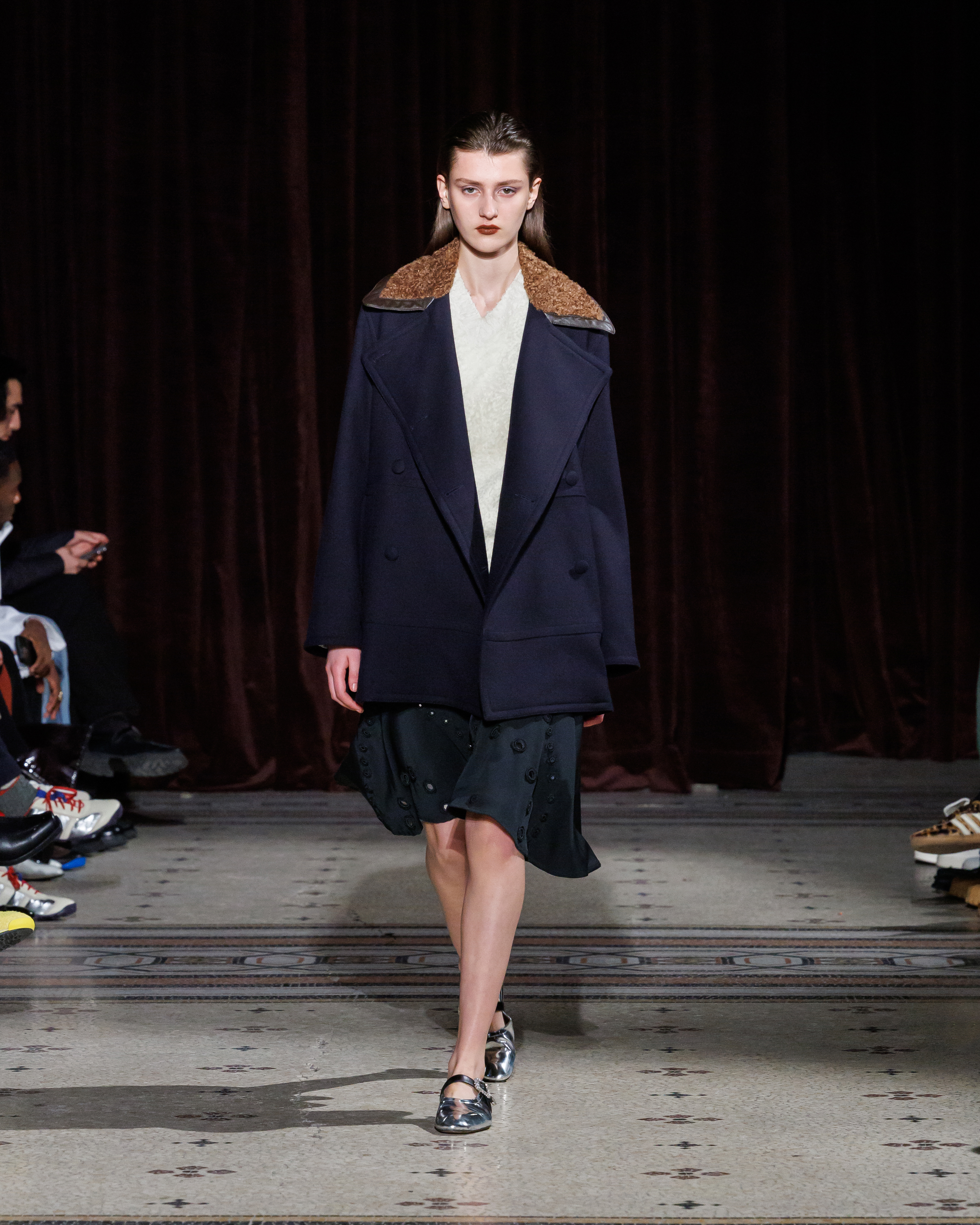 Wales_Bonner_fw24_runway_High_look23-1600x2000