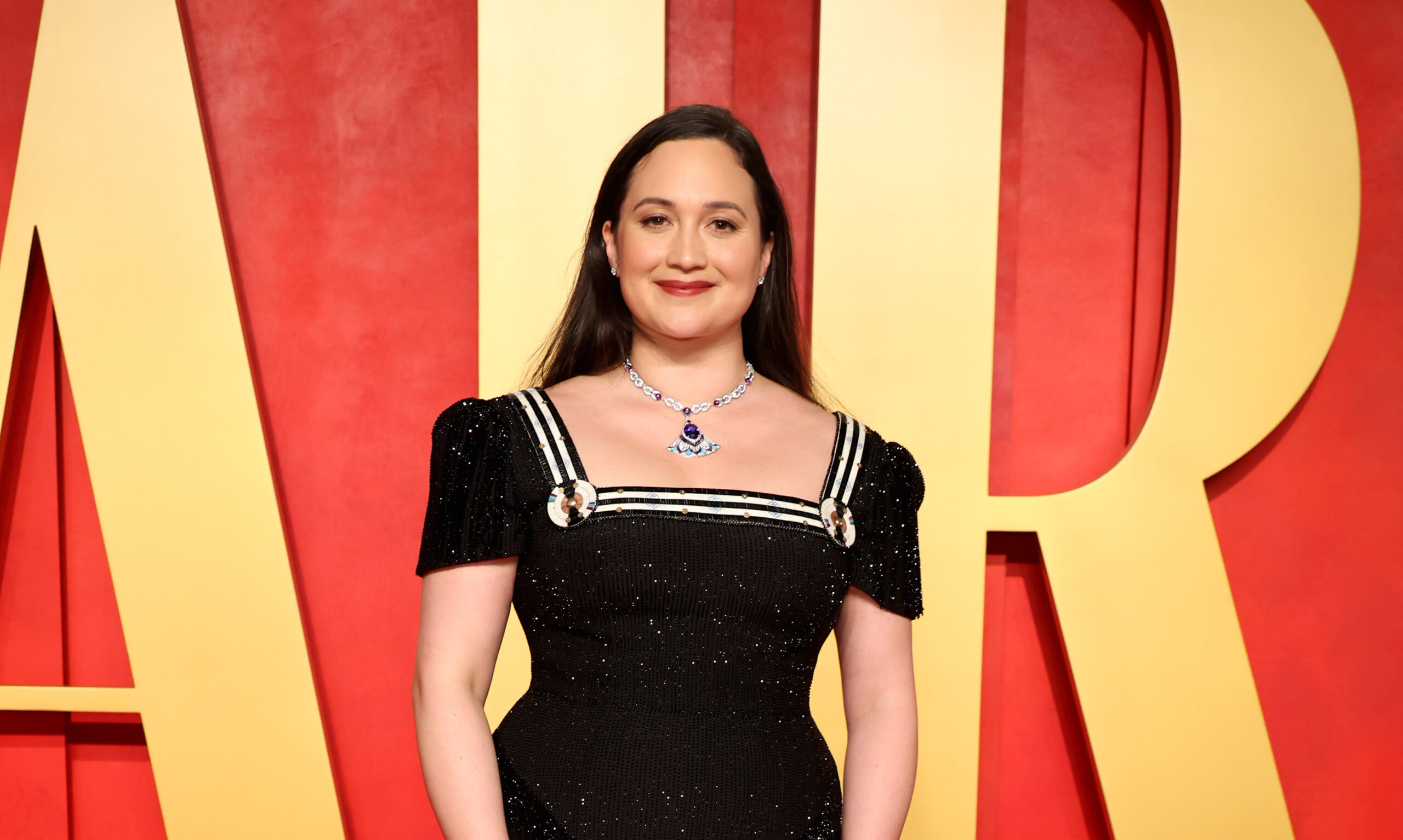 Lily Gladstone, Salma Hayek-Pinault, and Mark Ronson Lead Fashion Revelation at 2024 Vanity Fair Oscars Party