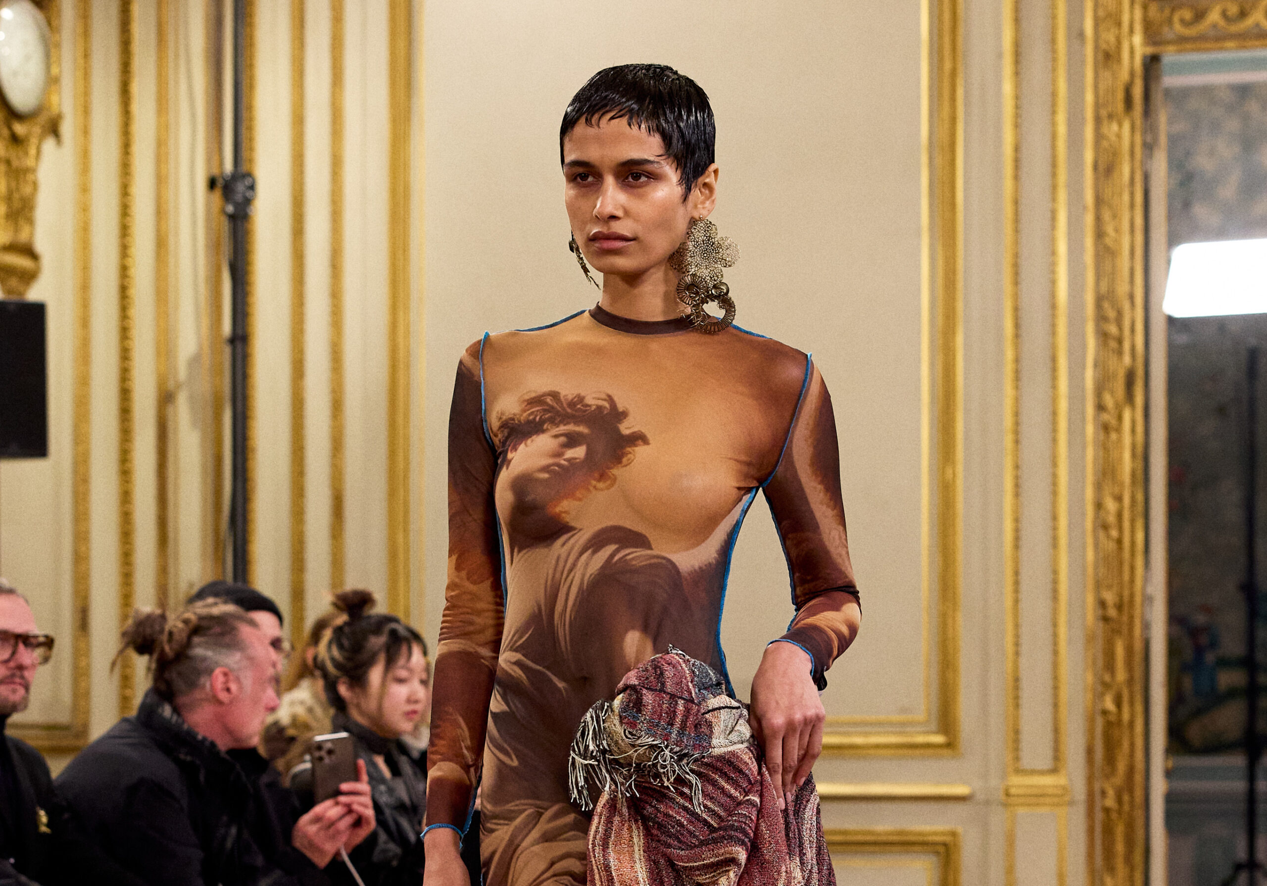 ROKH Fall/Winter 2024 – A Masterful Blend of Bohemian Flair and Renaissance Elegance