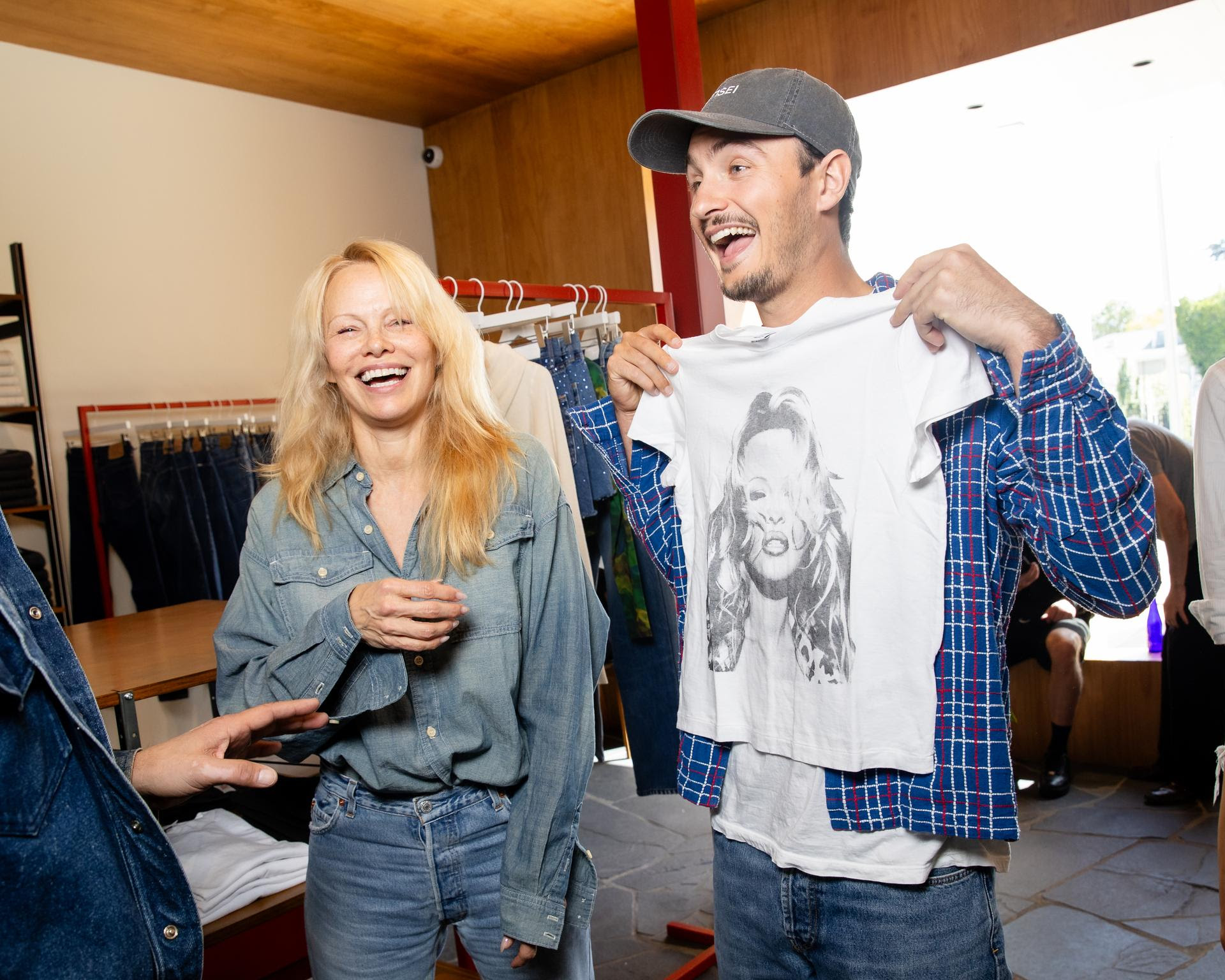 RE/DONE Launches 90’s Revival Capsule With Pamela Anderson On Iconic Melrose